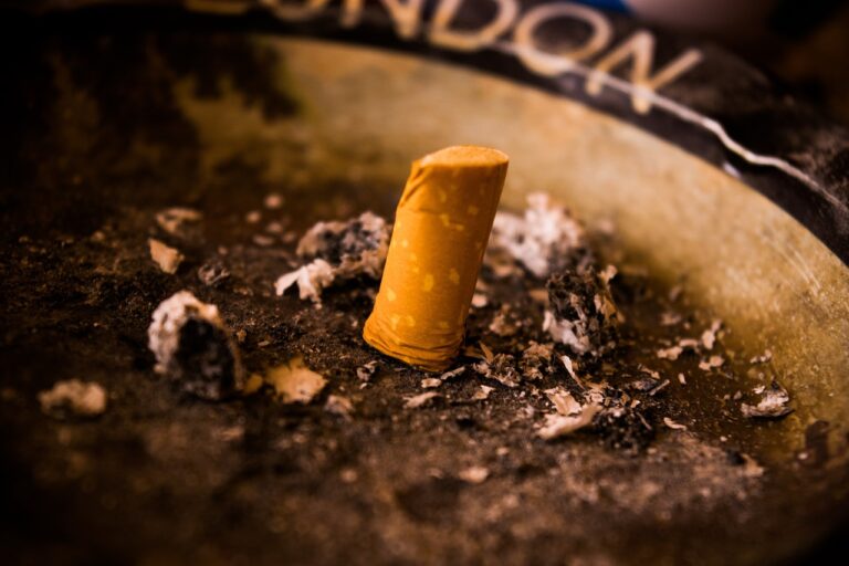 Cigarette