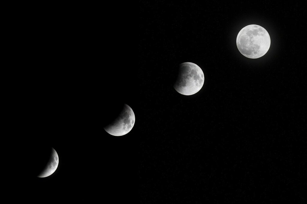 moon, night sky, moon phases-8006703.jpg